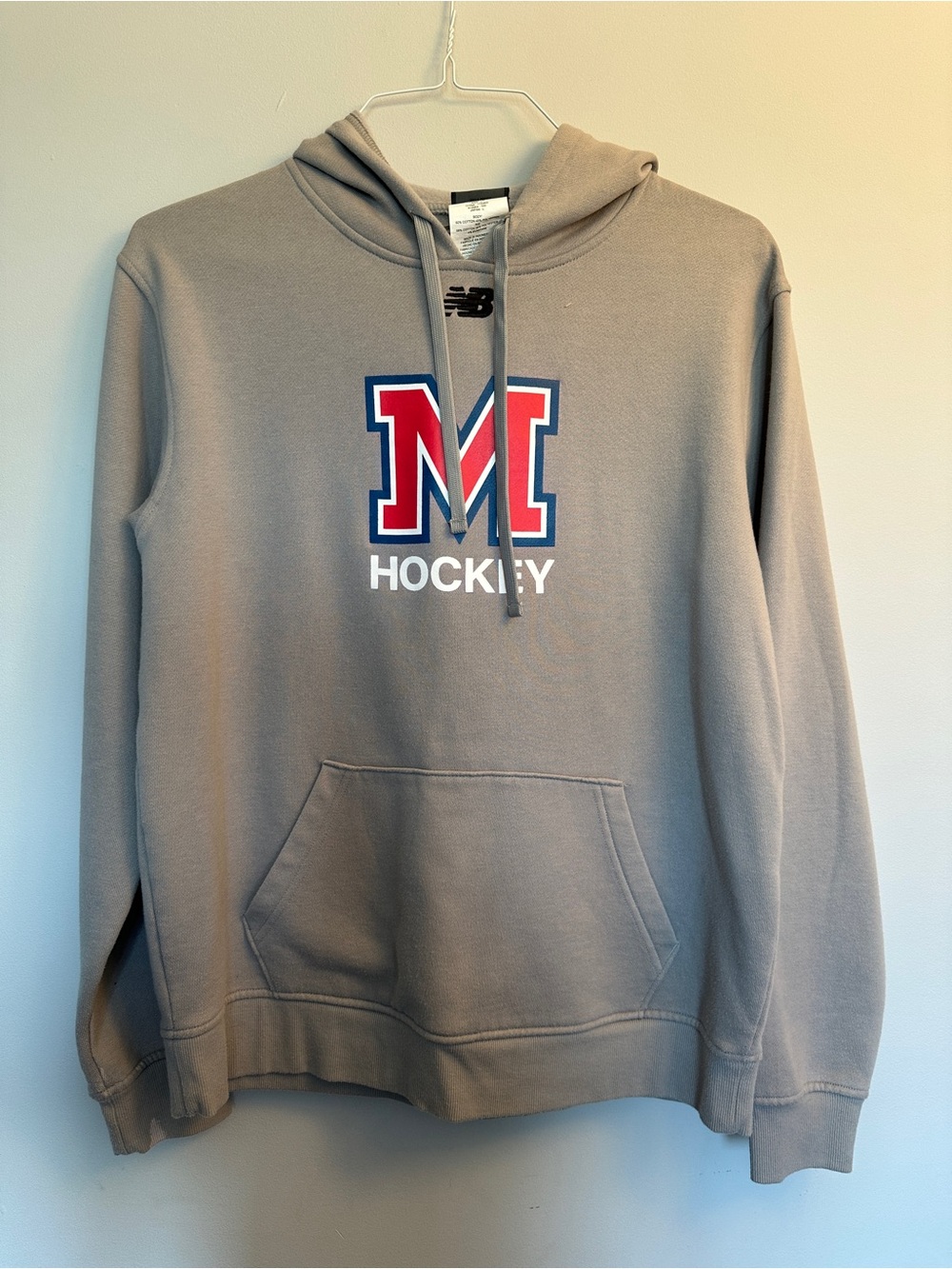 New Balance M Hockey x Undefeated Gray Hoodie size Medium